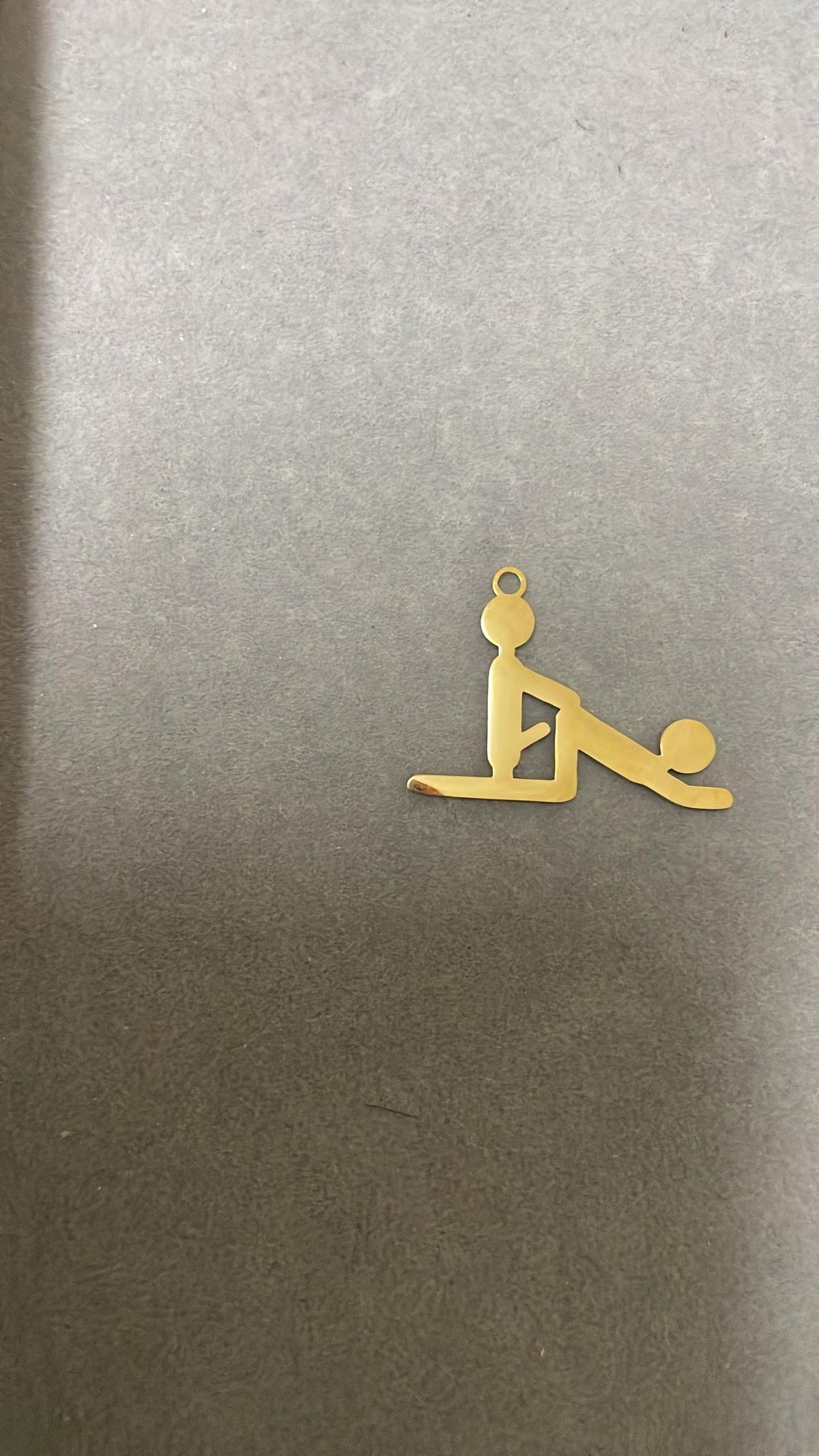 PENDENTIFS POSITION
